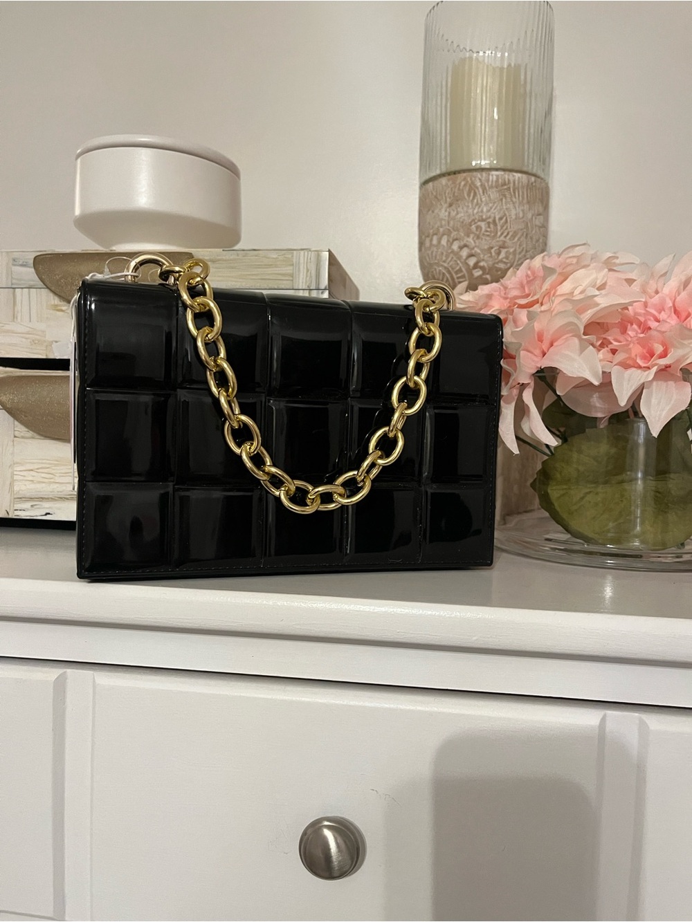 Black clutch